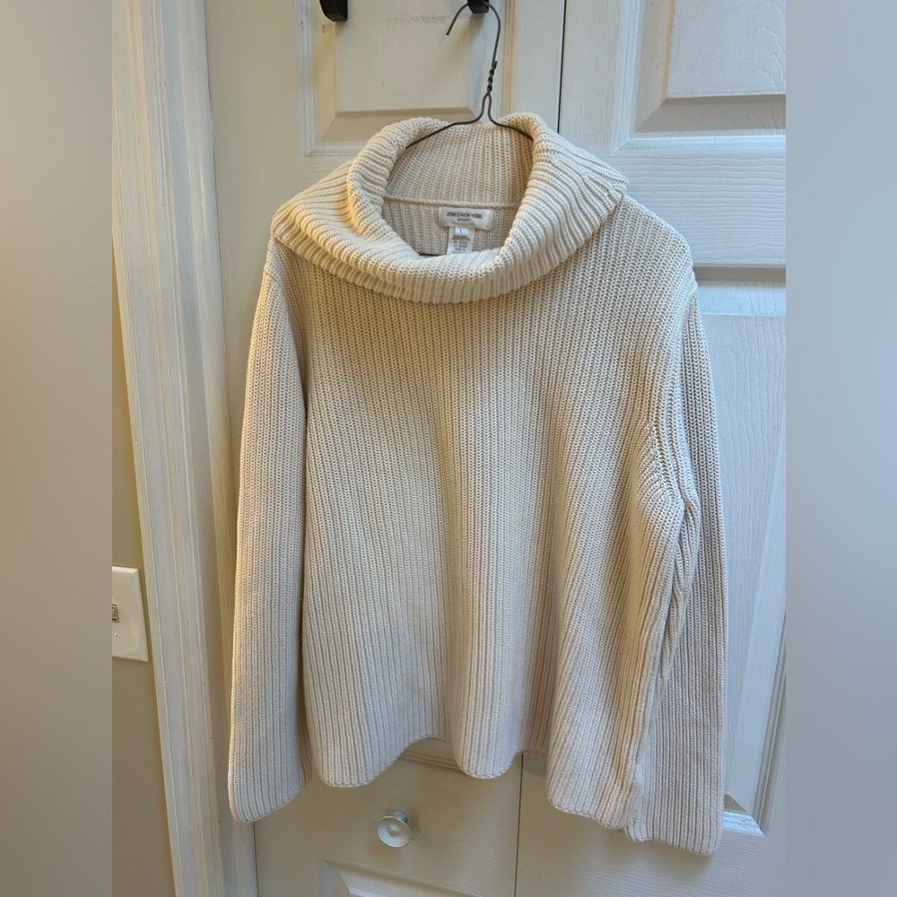 Jones New York sweater